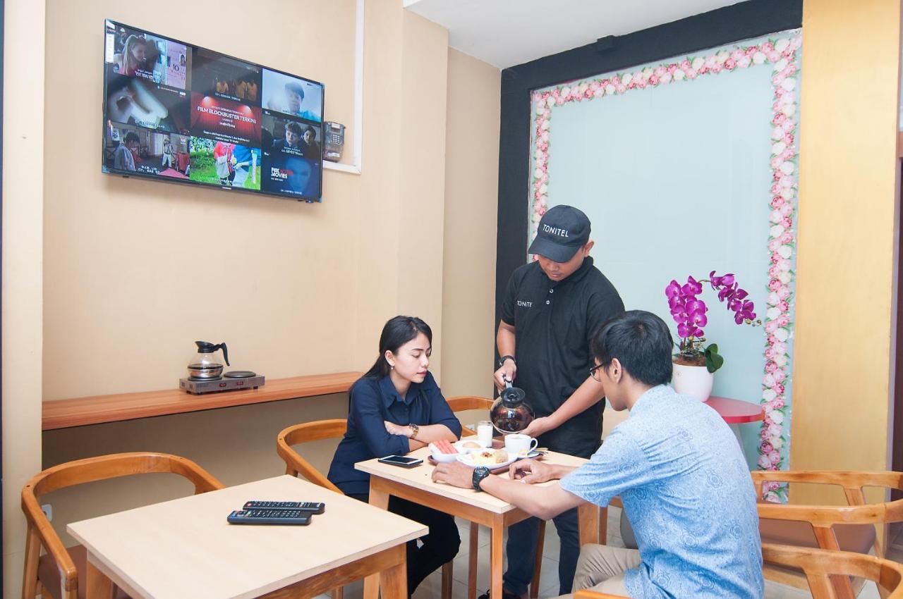 Tonitel Hotel Malioboro Yogyakarta Eksteriør billede