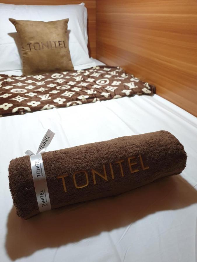 Tonitel Hotel Malioboro Yogyakarta Eksteriør billede